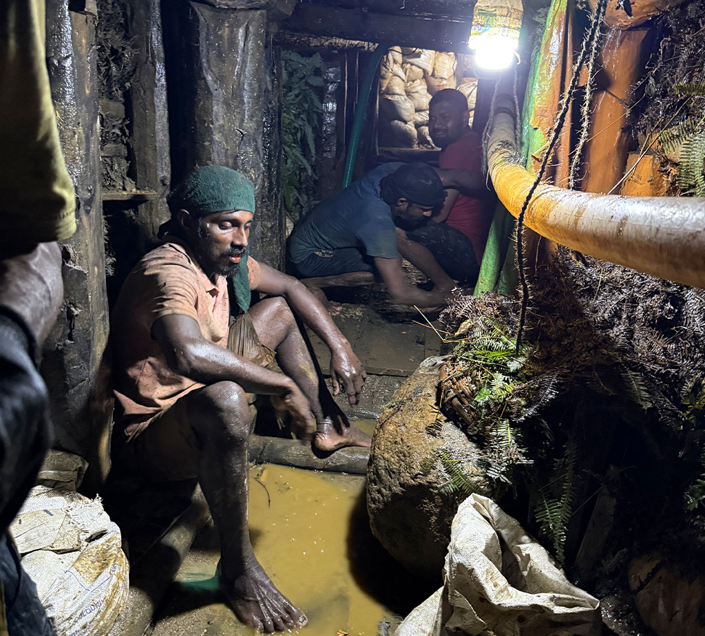 Traditional hand-dug mine in Dela, Ratnapura